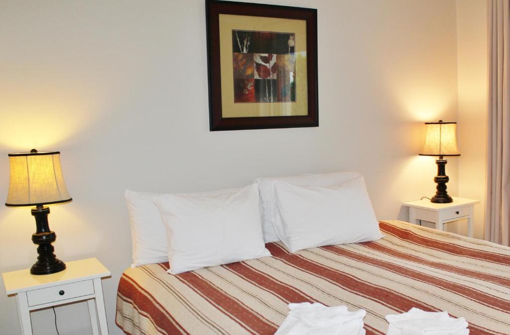 Highlands Four Season Resort Calabogie Номер фото